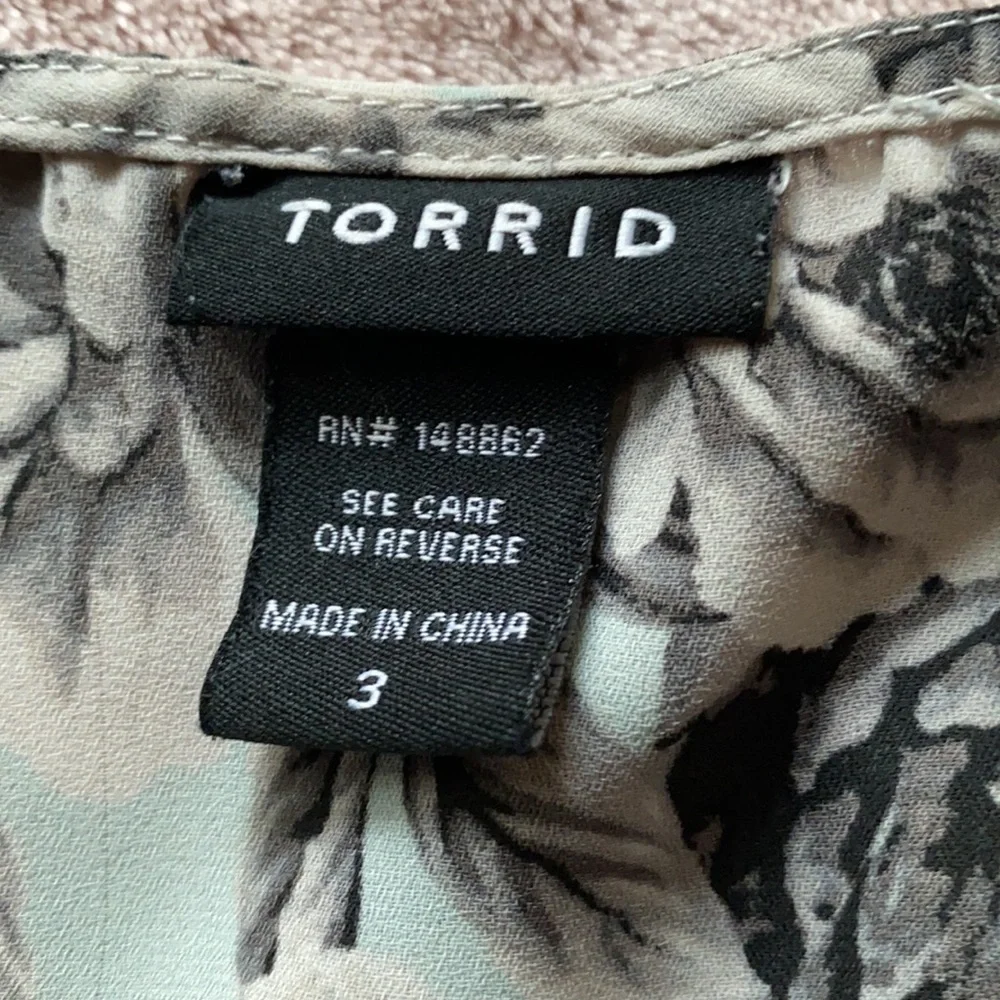 TORRID Sheer Tank Top - Picture 5 of 6